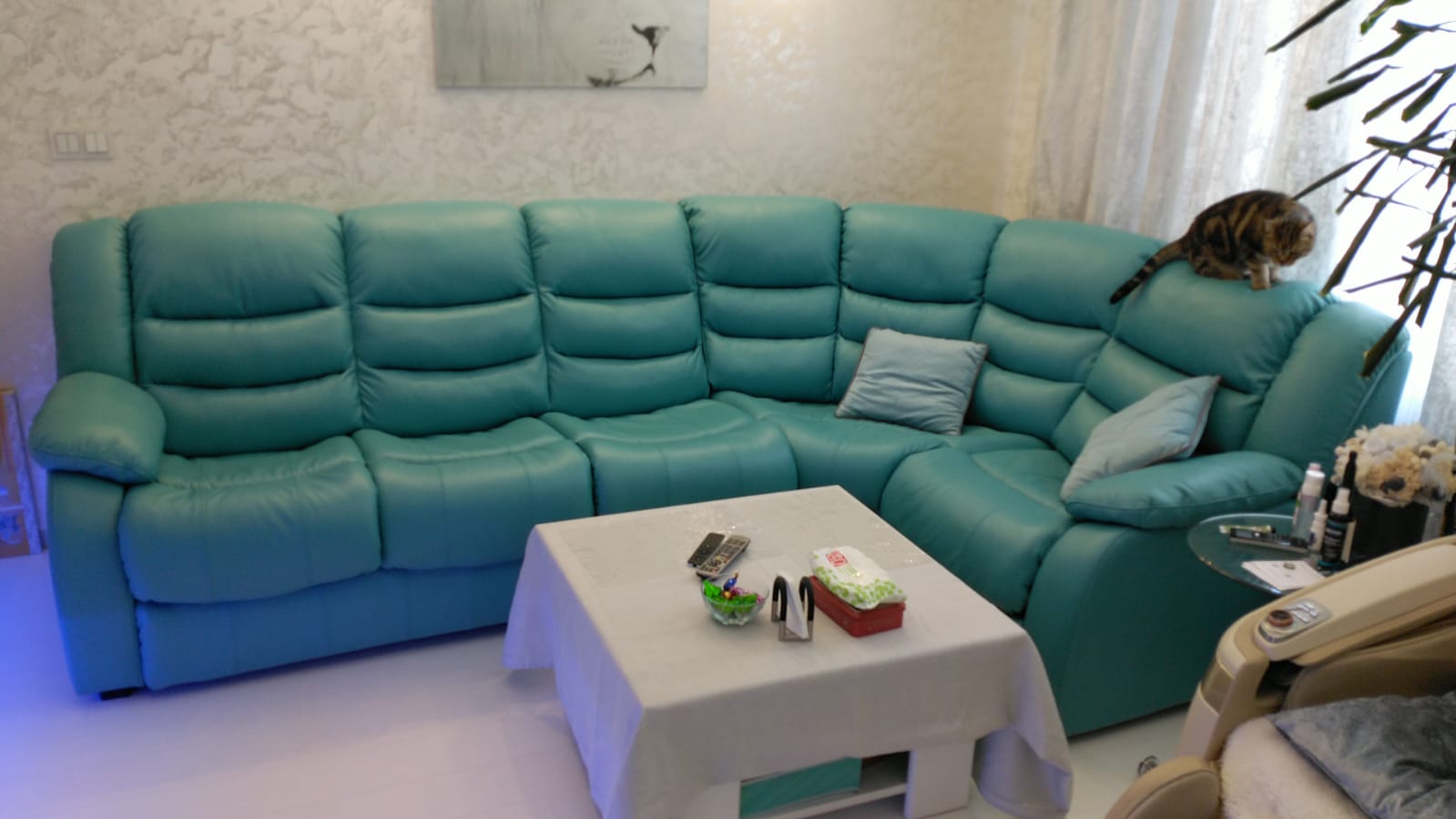 Перетяжка дивана на дому. Ленск